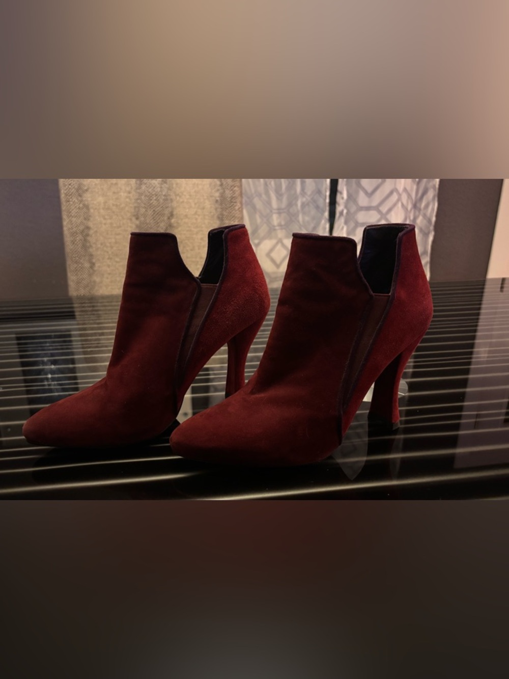 Stuart Weitzman Burgundy Suede Pointed Toe Ankle Booties - Picture 4 of 5
